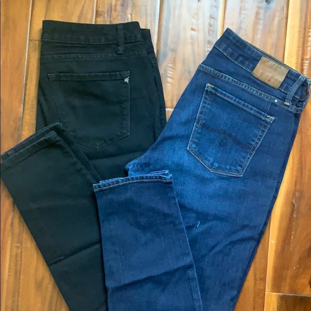 Bundle 2 pairs of women’s skinny jeans